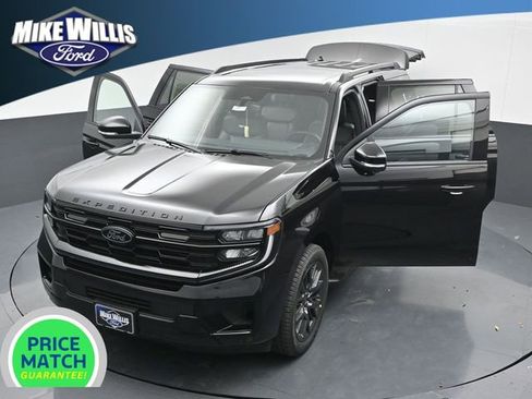 New 2026 Ford Expedition Max Platinum w/ Stealth Appearance Package image 26
