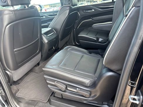 Used 2024 Cadillac Escalade ESV Sport AWD/4WD image 22