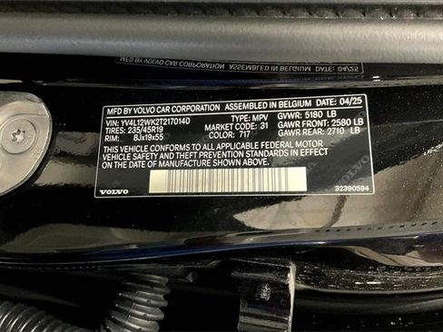 New 2026 Volvo V60 B5 Cross Country Plus w/ Protection Package Premier image 9