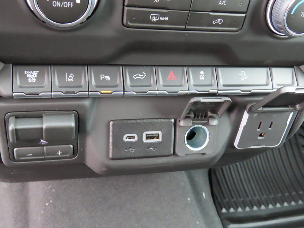 New 2026 Chevrolet Silverado 2500 Custom w/ Custom Value Package AWD/4WD image 9