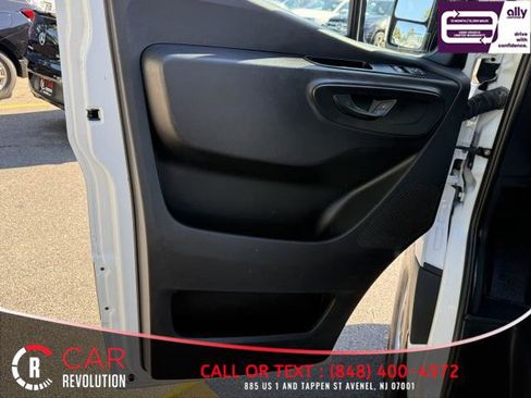 Used 2023 Mercedes-Benz Sprinter 1500 w/ Parking Package image 18