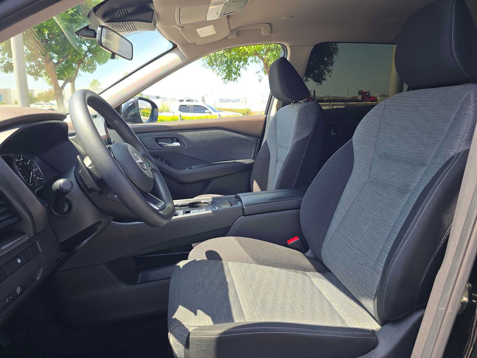 Used 2023 Nissan Rogue SV FWD image 20