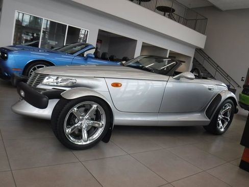 Used 2000 Plymouth Prowler Base image 3