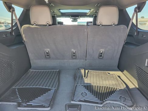 Used 2025 GMC Yukon XL AT4 Ultimate image 22