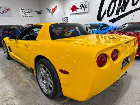 Used 2004 Chevrolet Corvette Z06 w/ Memory Package RWD image 3