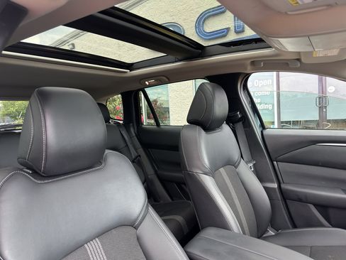 Used 2025 MAZDA CX-50 AWD 2.5 S w/ Premium Package image 13