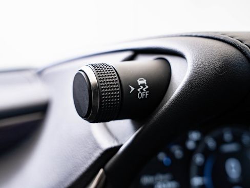 Used 2019 Lexus ES 350 Luxury image 37