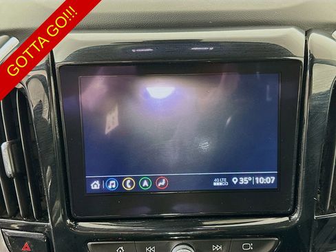 Used 2021 Chevrolet Traverse LT w/ LT Premium Package AWD/4WD image 14