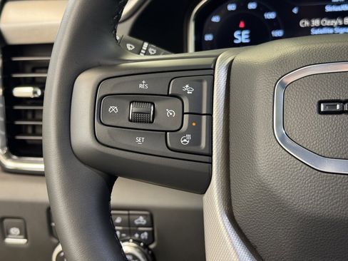 Used 2025 GMC Sierra 3500 Denali w/ Denali Reserve Package image 34