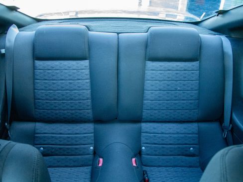 Used 2009 Ford Mustang GT Premium RWD image 22