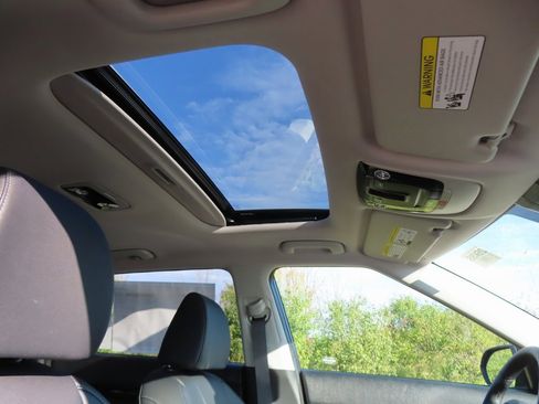 New 2026 Kia Seltos SX image 7