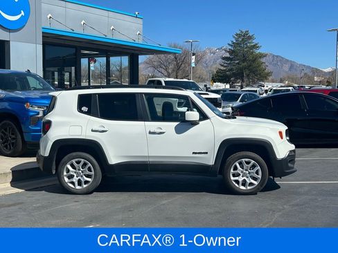 Used 2018 Jeep Renegade Latitude w/ Advanced Technology Group image 2