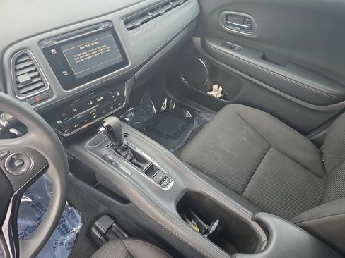 Used 2016 Honda HR-V EX image 27