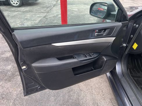 Used 2012 Subaru Legacy 2.5i Premium image 8