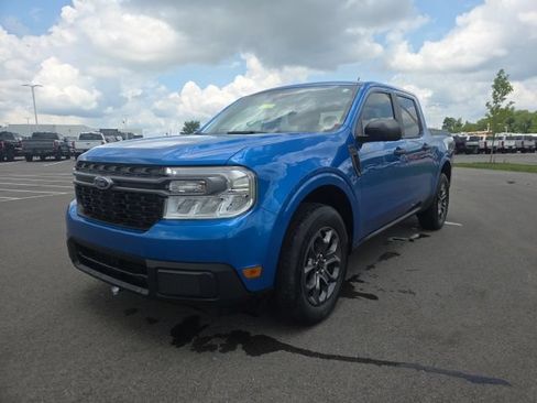 Used 2022 Ford Maverick XLT w/ Equipment Group 300A Standard AWD/4WD image 2