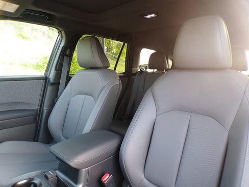 New 2026 Subaru Outback Limited AWD/4WD image 10