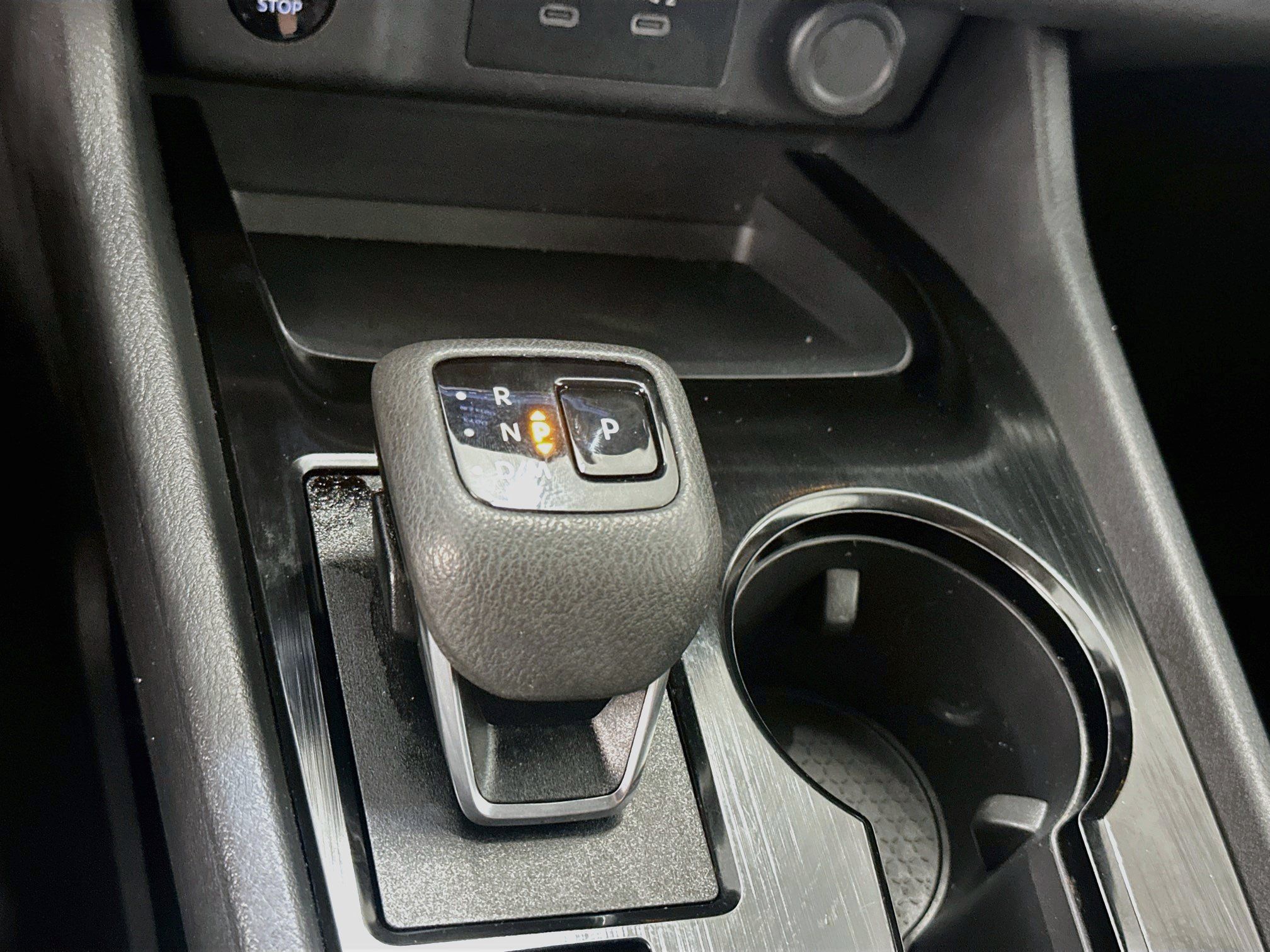 Used 2025 Nissan Rogue SV AWD/4WD image 24