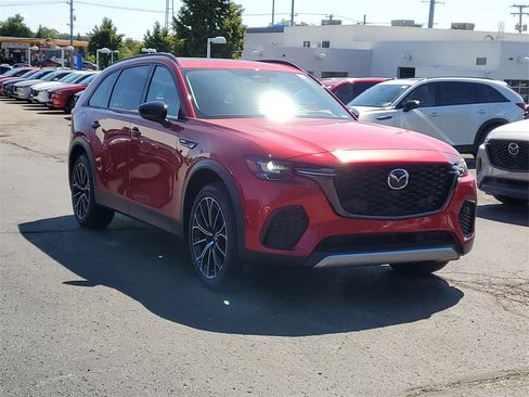 New 2025 MAZDA CX-70 Plug-In Hybrid w/ Premium Pkg image 4