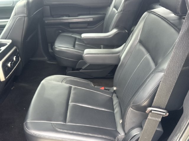 Used 2023 Ford Expedition XLT RWD image 15