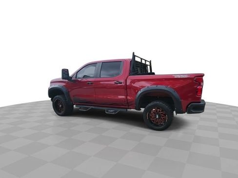 Used 2021 Chevrolet Silverado 1500 LT Trail Boss w/ Convenience Package II image 6