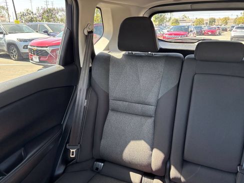 Used 2025 Nissan Rogue SV FWD image 41