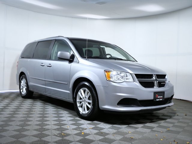 Used 2016 Dodge Grand Caravan SXT FWD image 1