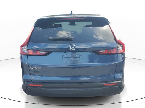 Used 2025 Honda CR-V LX image 6