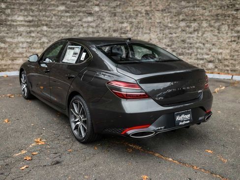 New 2026 Genesis G70 2.5T image 4
