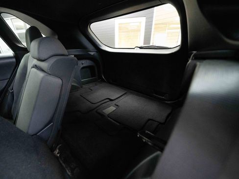 Used 2023 Toyota RAV4 SE image 24