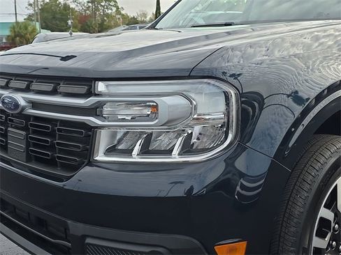 Used 2022 Ford Maverick Lariat w/ Lariat Luxury Package image 8