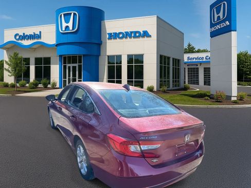 Used 2018 Honda Accord LX image 4