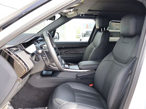 Certified 2025 Land Rover Range Rover Sport Dynamic SE AWD/4WD image 23