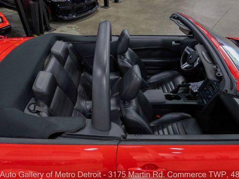 Used 2005 Ford Mustang GT Premium RWD image 15