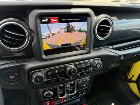 Used 2023 Jeep Wrangler Unlimited Rubicon 392 w/ Trailer Tow Package AWD/4WD image 20