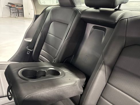 Used 2024 Volkswagen Jetta SE FWD image 39