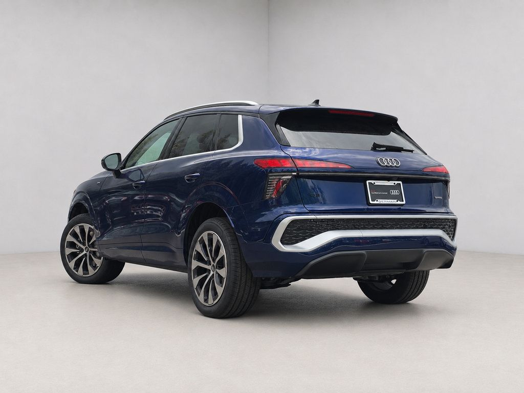 Certified 2026 Audi Q3 quattro 2.0T AWD/4WD image 4
