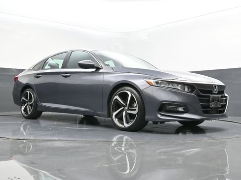 Used 2019 Honda Accord Sport image 31
