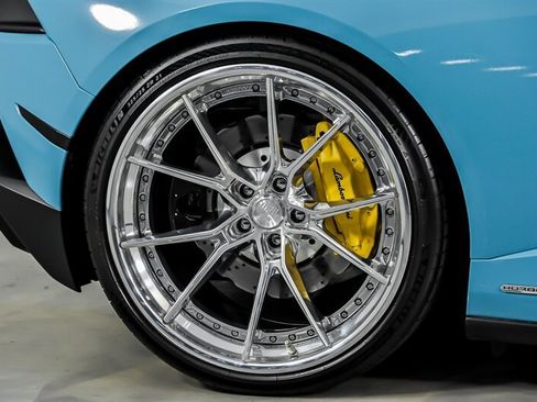 Used 2021 Lamborghini Huracan EVO RWD image 14