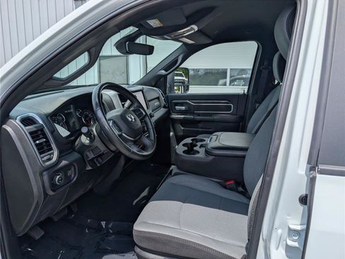 Used 2024 RAM 2500 Big Horn AWD/4WD image 12