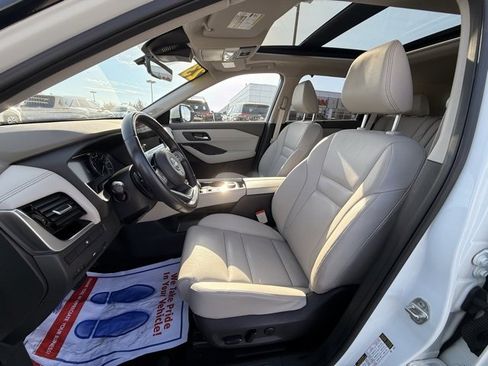 Certified 2023 Nissan Rogue SL w/ SL Premium Package image 14