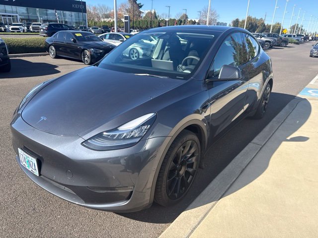 Used 2023 Tesla Model Y Long Range AWD/4WD image 4