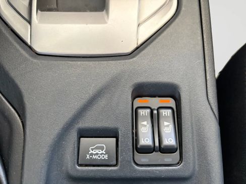 Used 2018 Subaru Crosstrek 2.0i Premium AWD/4WD image 24