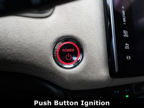 Used 2018 Honda Clarity Touring image 8