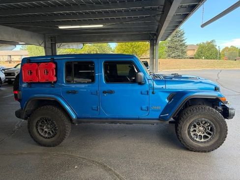 Used 2022 Jeep Wrangler Unlimited Rubicon w/ Xtreme Recon 35" Tire Package AWD/4WD image 11