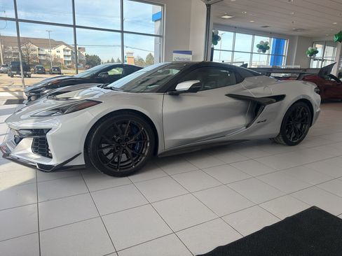 New 2026 Chevrolet Corvette ZR1 w/ ZR1 Carbon Fiber Aero Package image 29