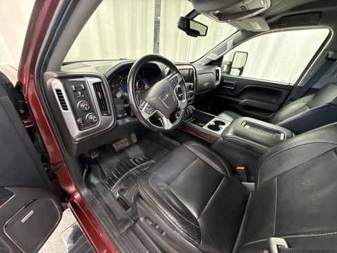 Used 2016 GMC Sierra 1500 SLT w/ SLT Premium Package image 10