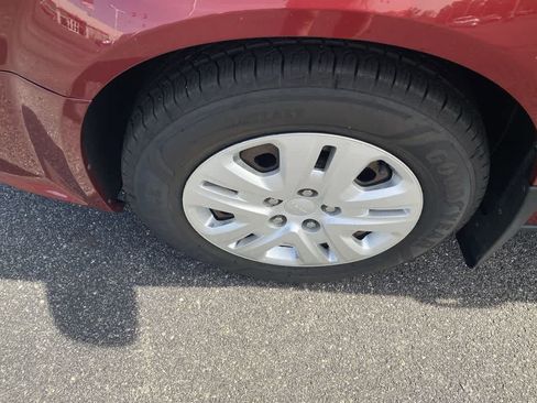 Used 2015 Dodge Grand Caravan American Value Package w/ UConnect Hands-Free Group FWD image 10