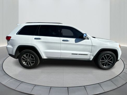 Used 2018 Jeep Grand Cherokee Limited image 4