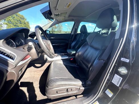 Used 2017 Acura TLX V6 w/ Technology Package image 16