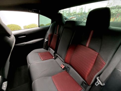 Used 2023 Toyota Corolla SE image 18